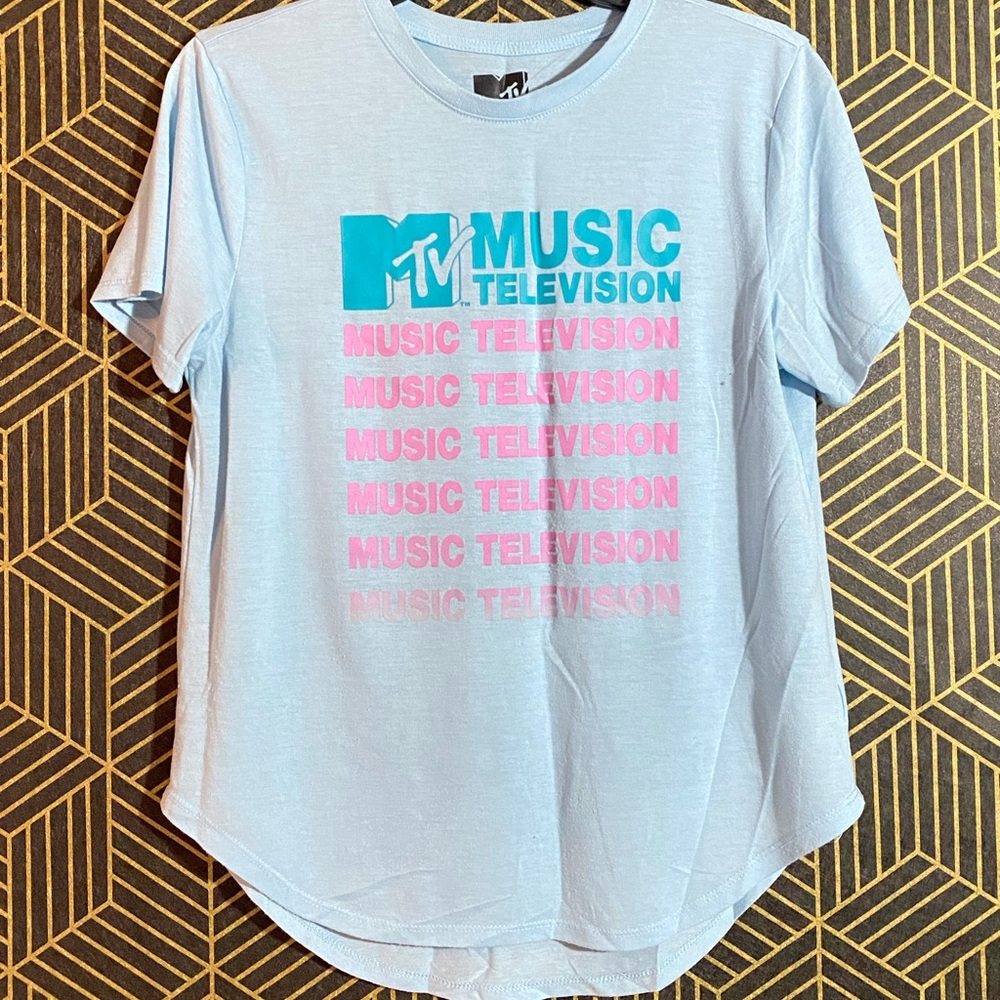 MTV soft tshirt L